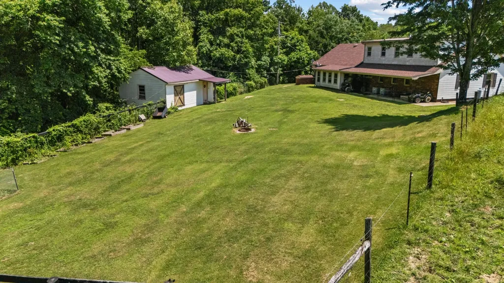 3695 Tarr Ridge Road Frenchburg KY 40322