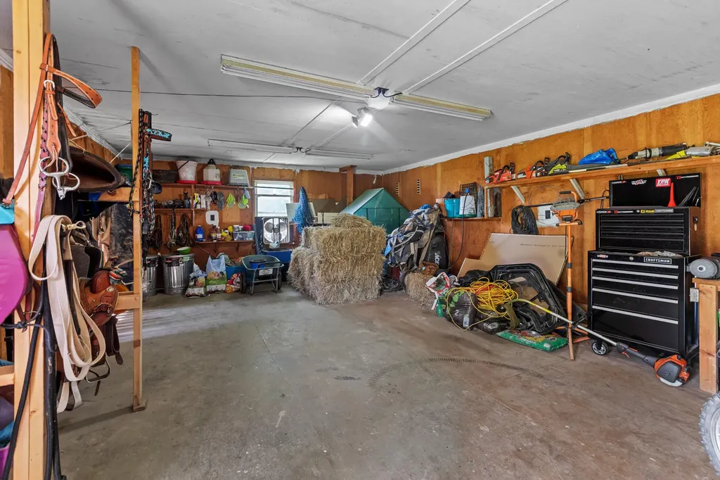 3695 Tarr Ridge Road Frenchburg KY 40322