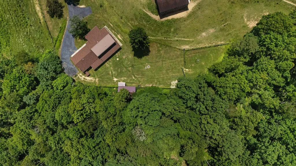 3695 Tarr Ridge Road Frenchburg KY 40322