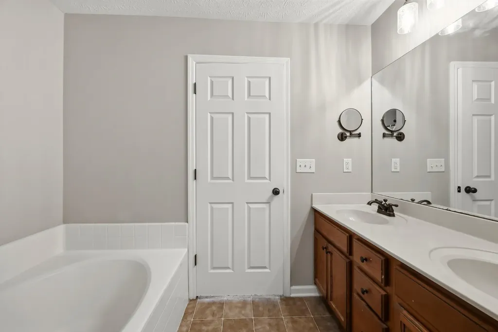 962 Cobble Drive Richmond KY 40475