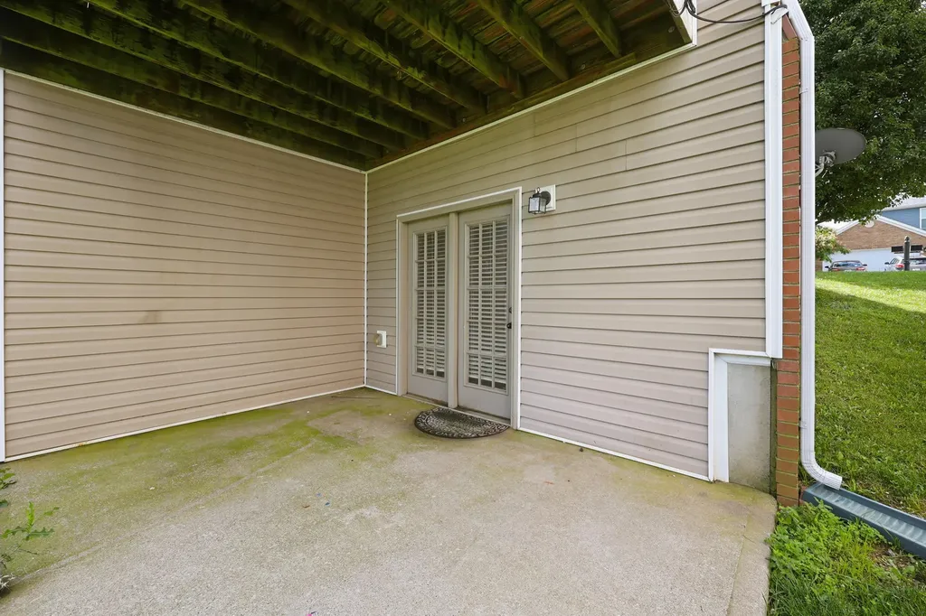 962 Cobble Drive Richmond KY 40475