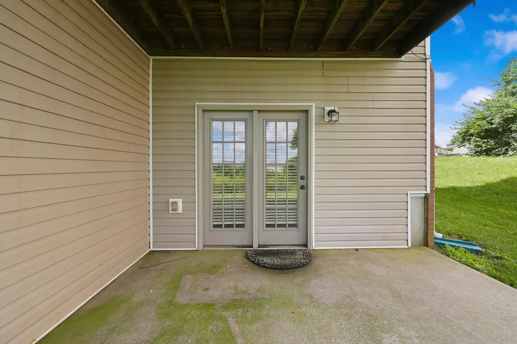 962 Cobble Drive Richmond KY 40475
