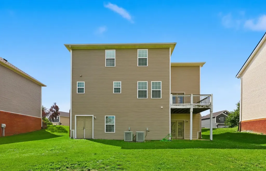 962 Cobble Drive Richmond KY 40475