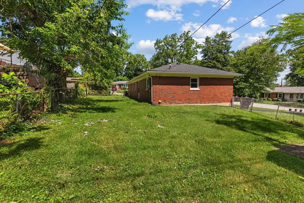 111 Pinehurst Drive Frankfort KY 40601