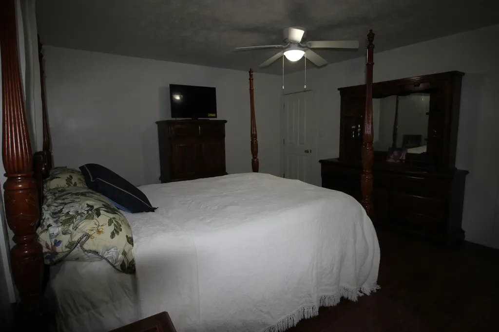 4590 Kentucky 90 Parkers Lake KY 42634