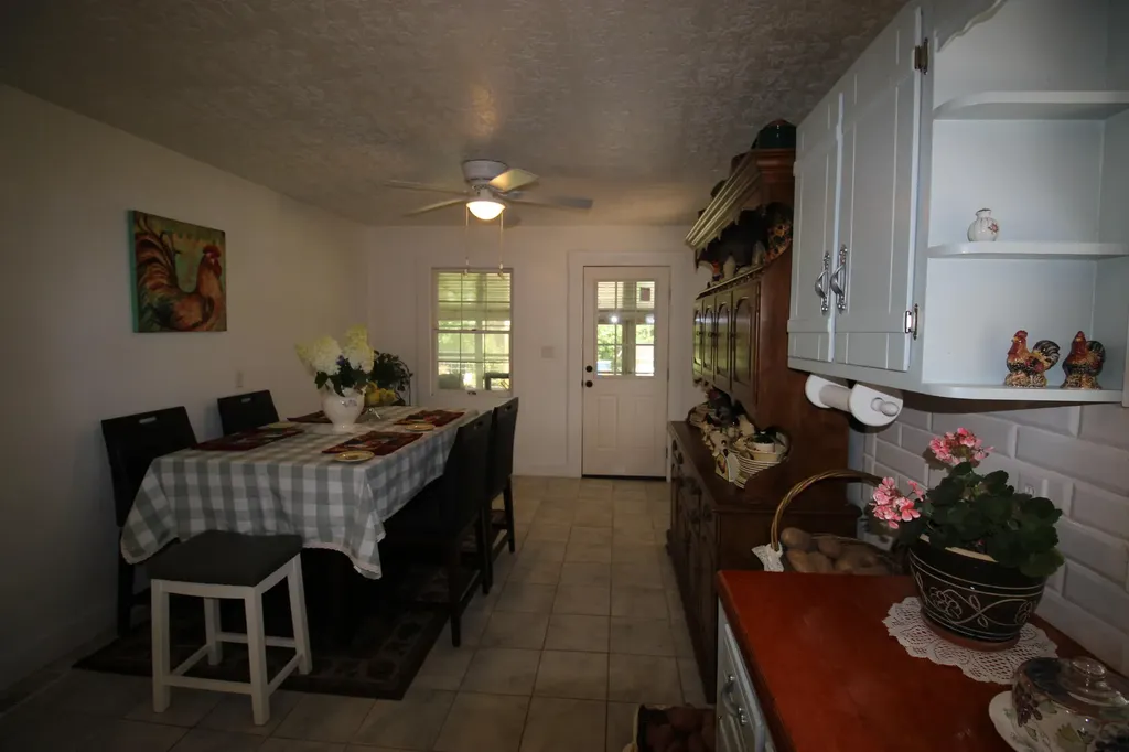 4590 Kentucky 90 Parkers Lake KY 42634