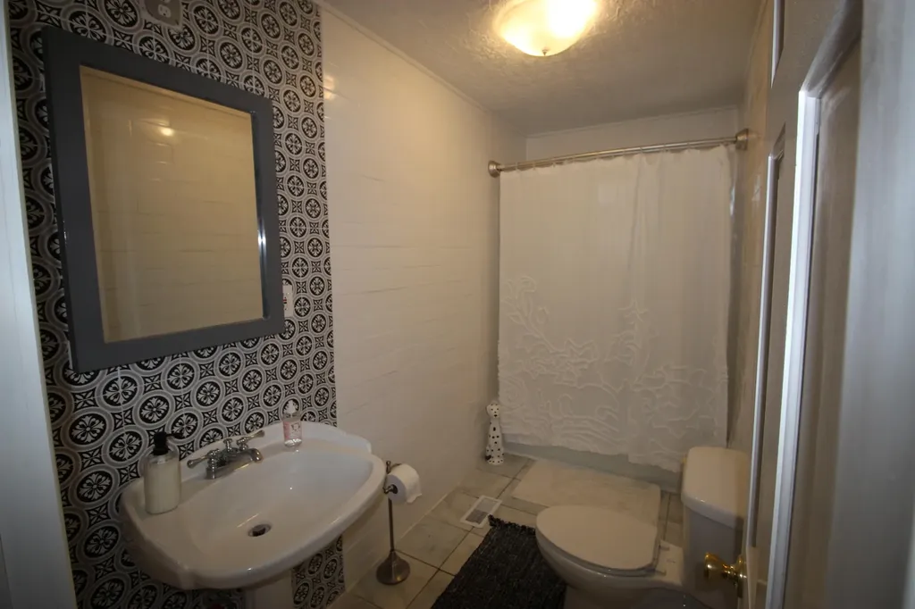 4590 Kentucky 90 Parkers Lake KY 42634