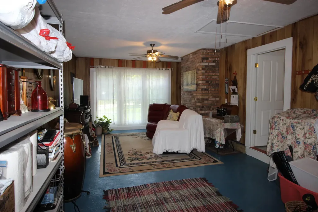 4590 Kentucky 90 Parkers Lake KY 42634