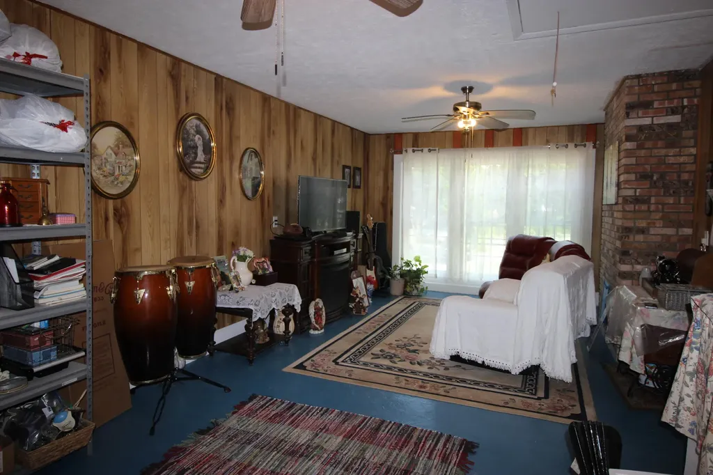 4590 Kentucky 90 Parkers Lake KY 42634