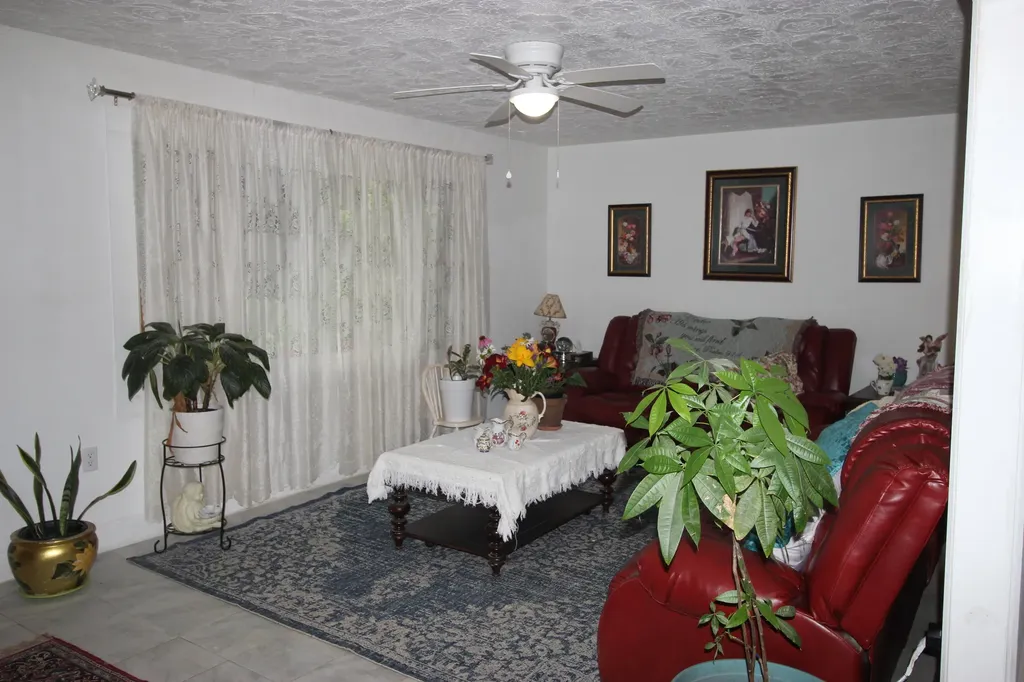 4590 Kentucky 90 Parkers Lake KY 42634