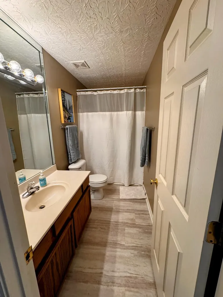 428 Amberley Drive Lexington KY 40515