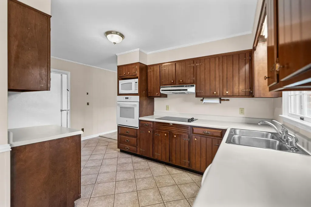 699 Foston Chapel Road Hopkinsville KY 42240