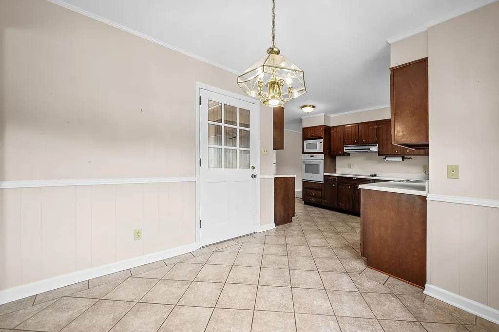 699 Foston Chapel Road Hopkinsville KY 42240