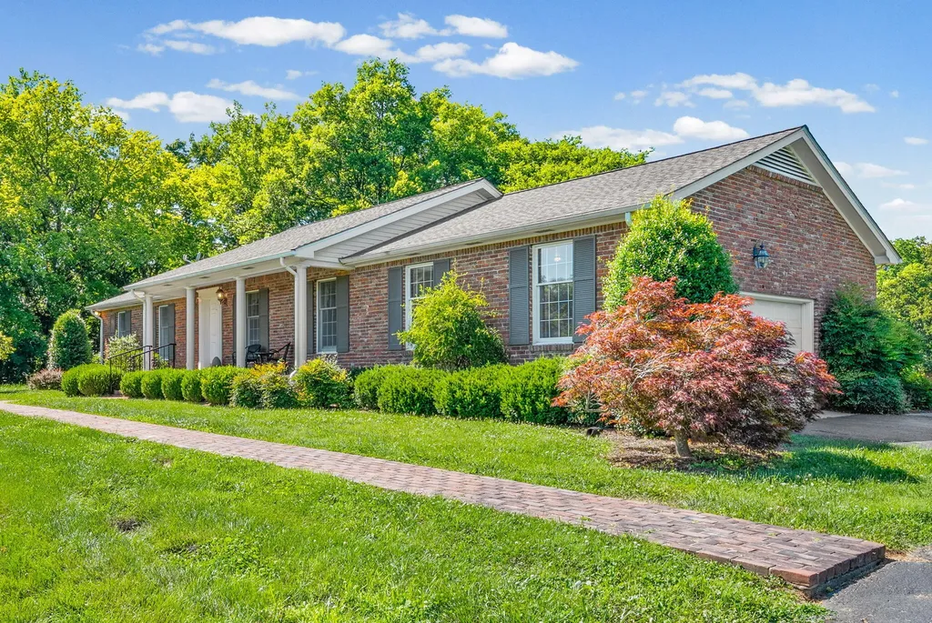 699 Foston Chapel Road Hopkinsville KY 42240