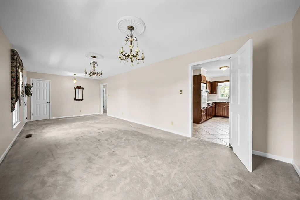 699 Foston Chapel Road Hopkinsville KY 42240