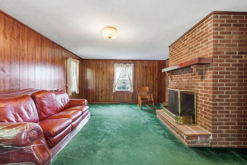 3551 Millersburg Ruddles Mill Road Paris KY 40361