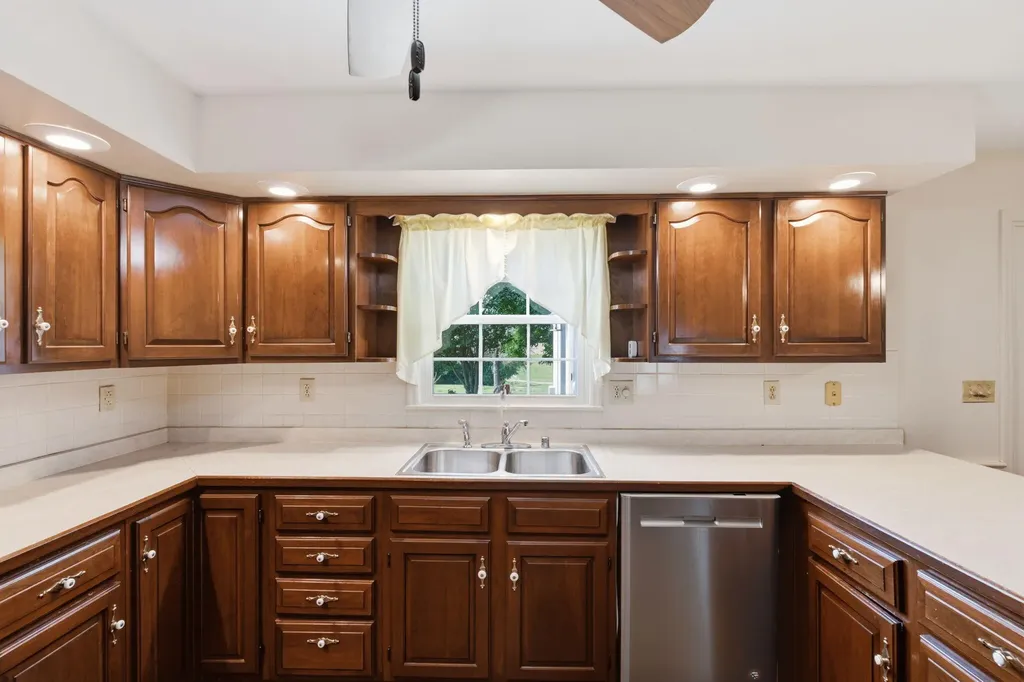 3551 Millersburg Ruddles Mill Road Paris KY 40361