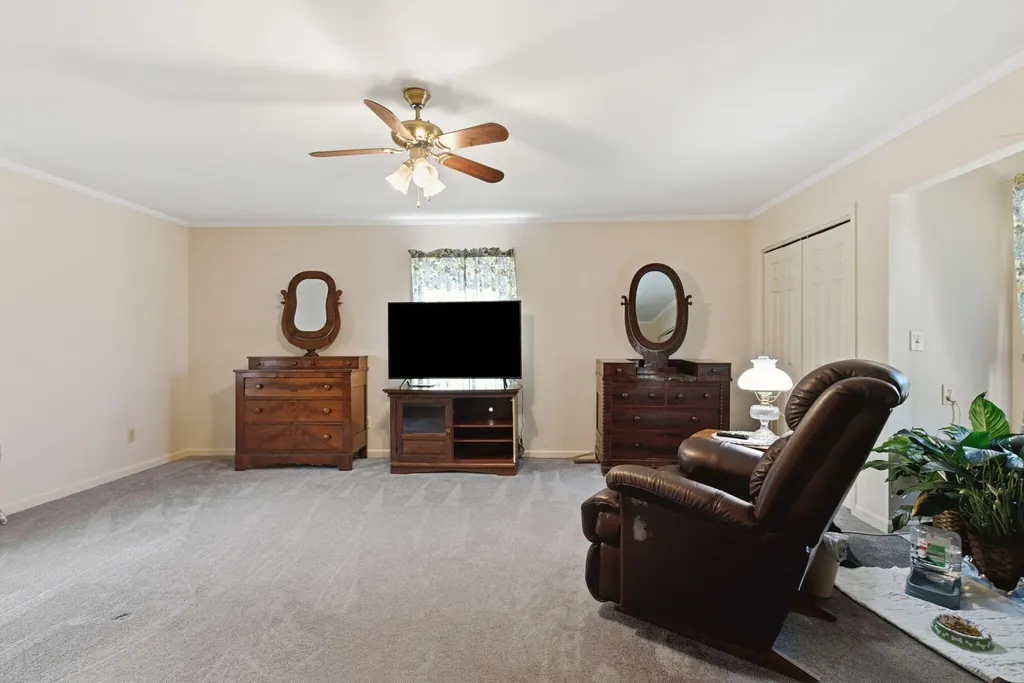 3551 Millersburg Ruddles Mill Road Paris KY 40361