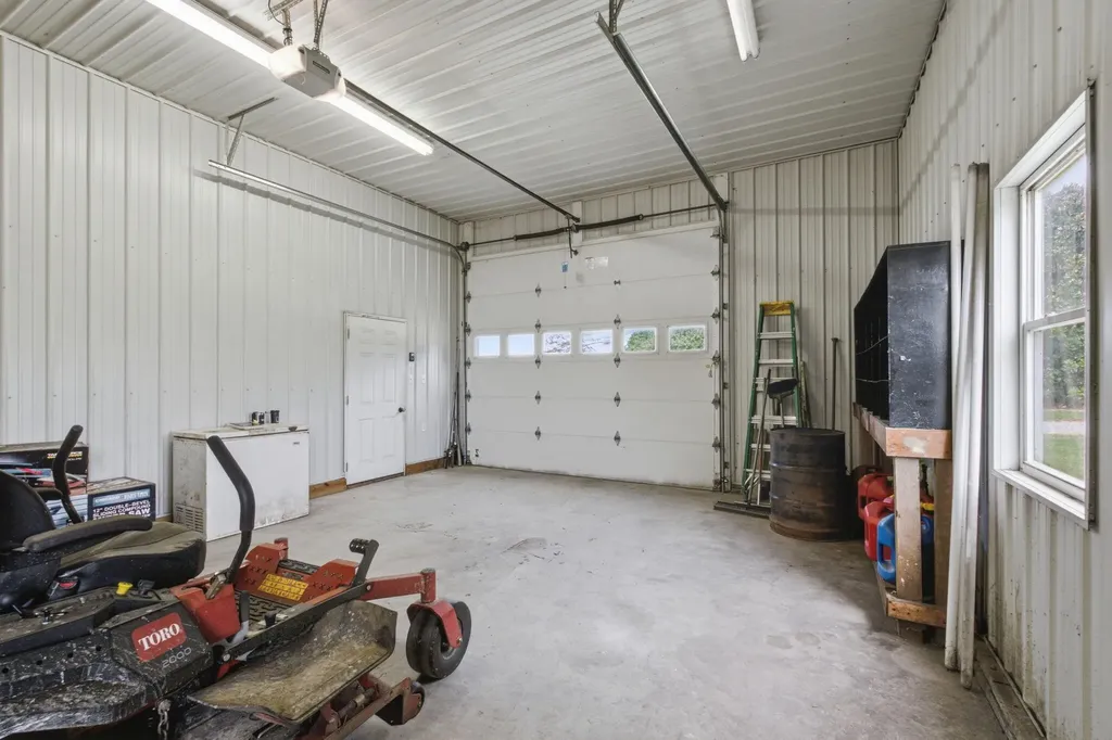 3551 Millersburg Ruddles Mill Road Paris KY 40361