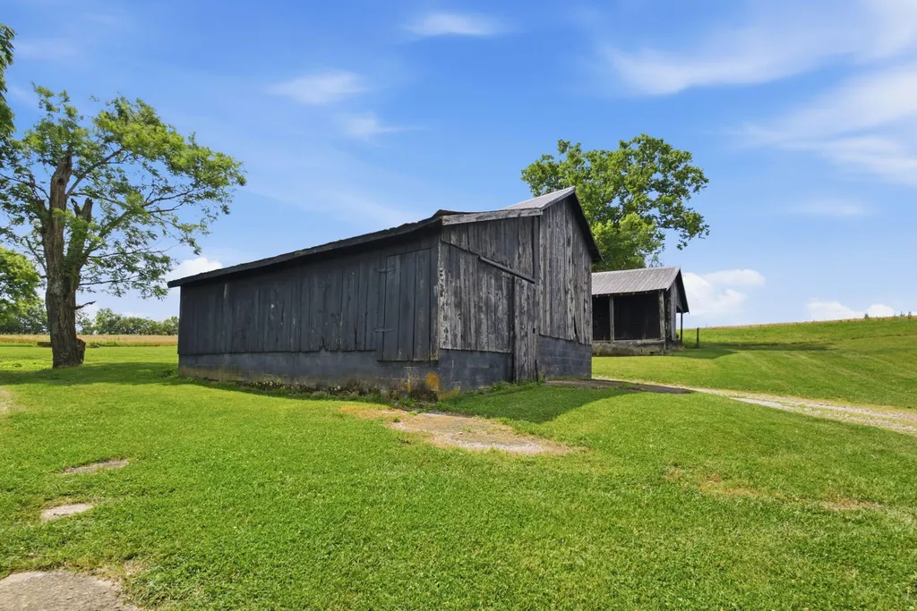 3551 Millersburg Ruddles Mill Road Paris KY 40361