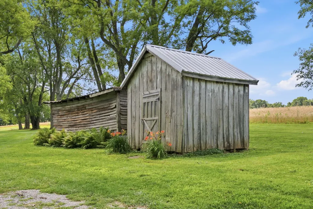 3551 Millersburg Ruddles Mill Road Paris KY 40361