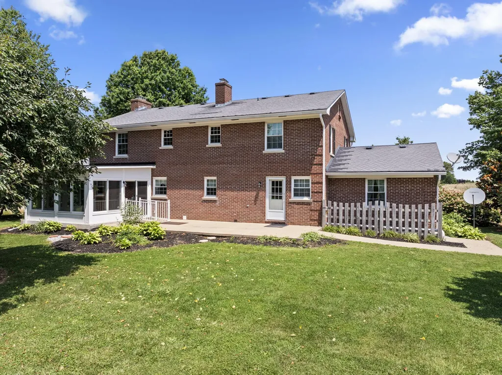 3551 Millersburg Ruddles Mill Road Paris KY 40361