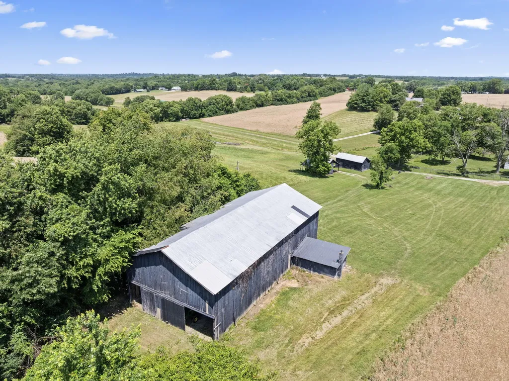 3551 Millersburg Ruddles Mill Road Paris KY 40361