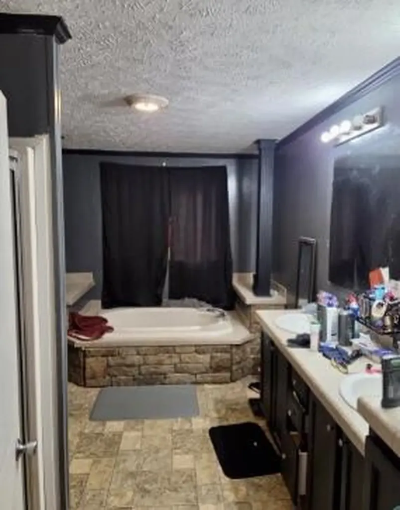 626 Center Avenue Wurtland KY 41144