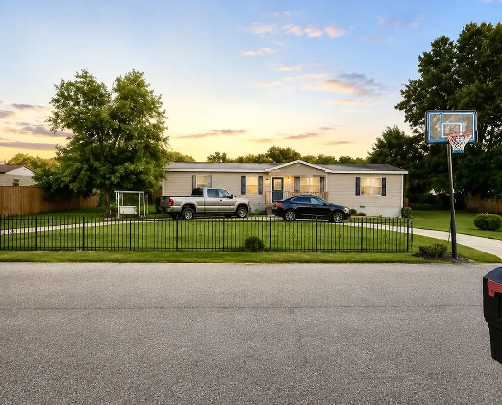 626 Center Avenue Wurtland KY 41144