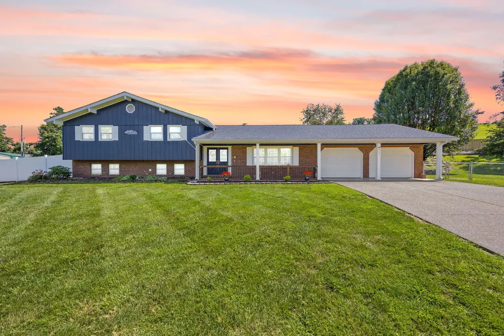 237 Hickory Avenue Somerset KY 42503