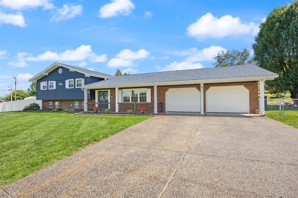 237 Hickory Avenue Somerset KY 42503