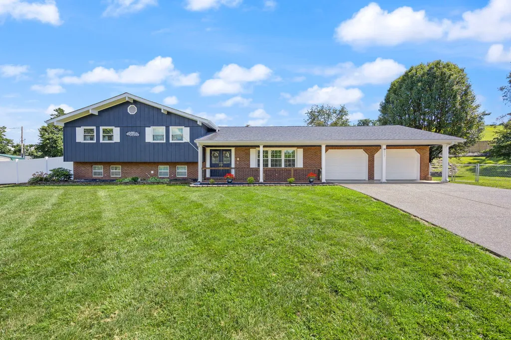 237 Hickory Avenue Somerset KY 42503