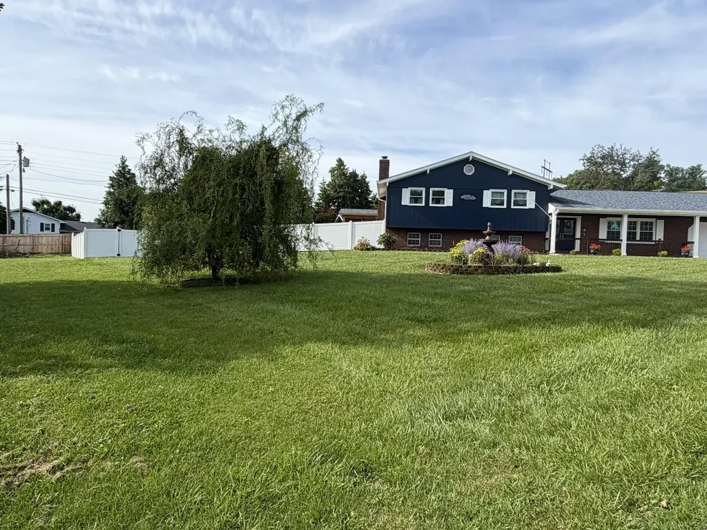 237 Hickory Avenue Somerset KY 42503