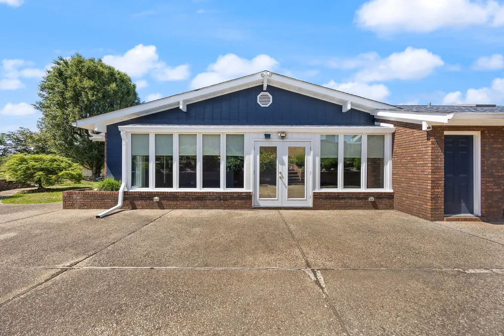 237 Hickory Avenue Somerset KY 42503