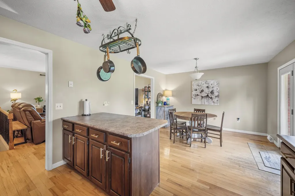 129 Carlton Court Richmond KY 40475
