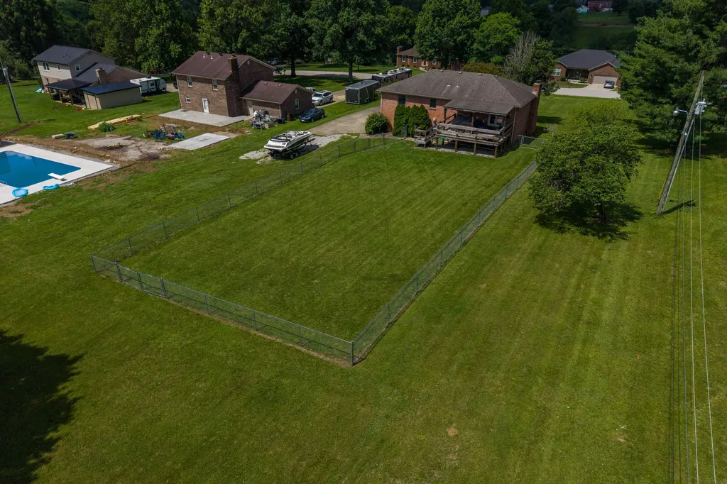 129 Carlton Court Richmond KY 40475