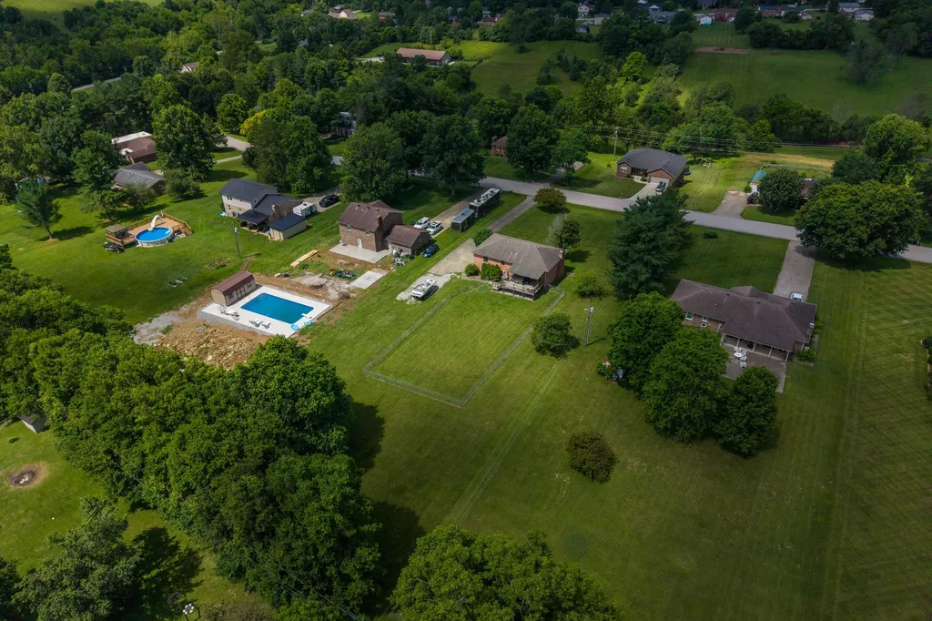 129 Carlton Court Richmond KY 40475