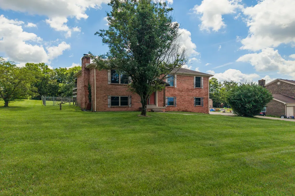 129 Carlton Court Richmond KY 40475