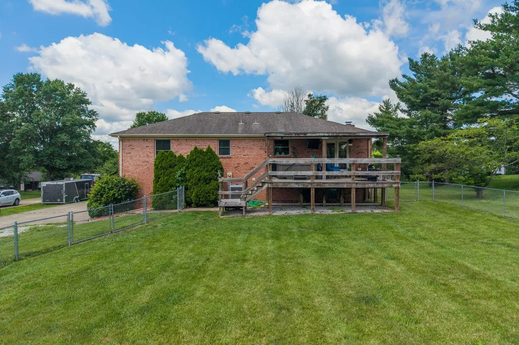 129 Carlton Court Richmond KY 40475