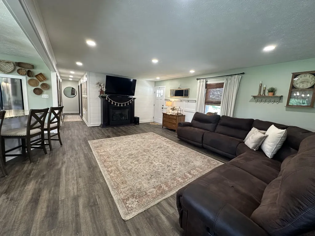 3350 Ky-293 Princeton KY 42445