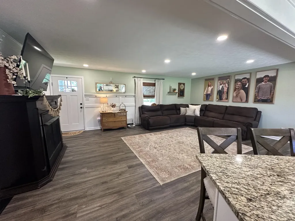 3350 Ky-293 Princeton KY 42445