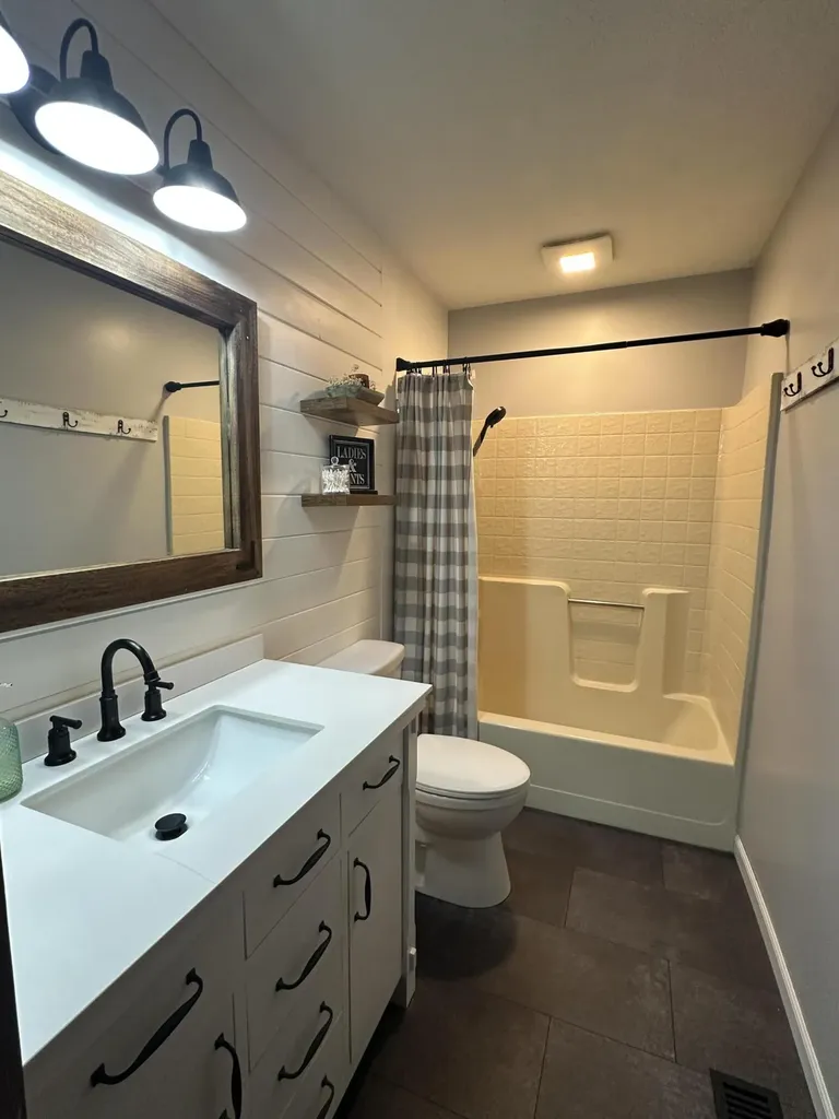 3350 Ky-293 Princeton KY 42445