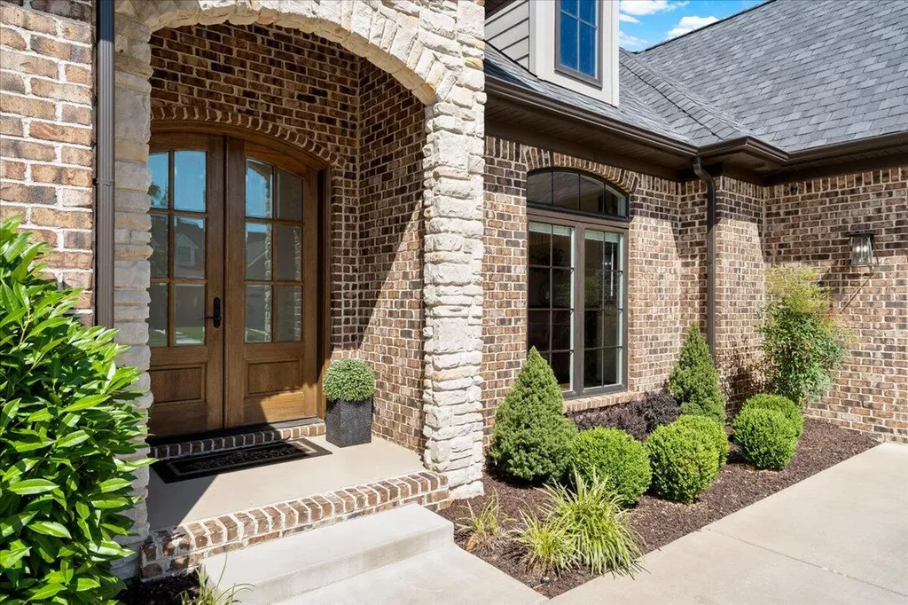1669 Villa Medici Pass Lexington KY 40509