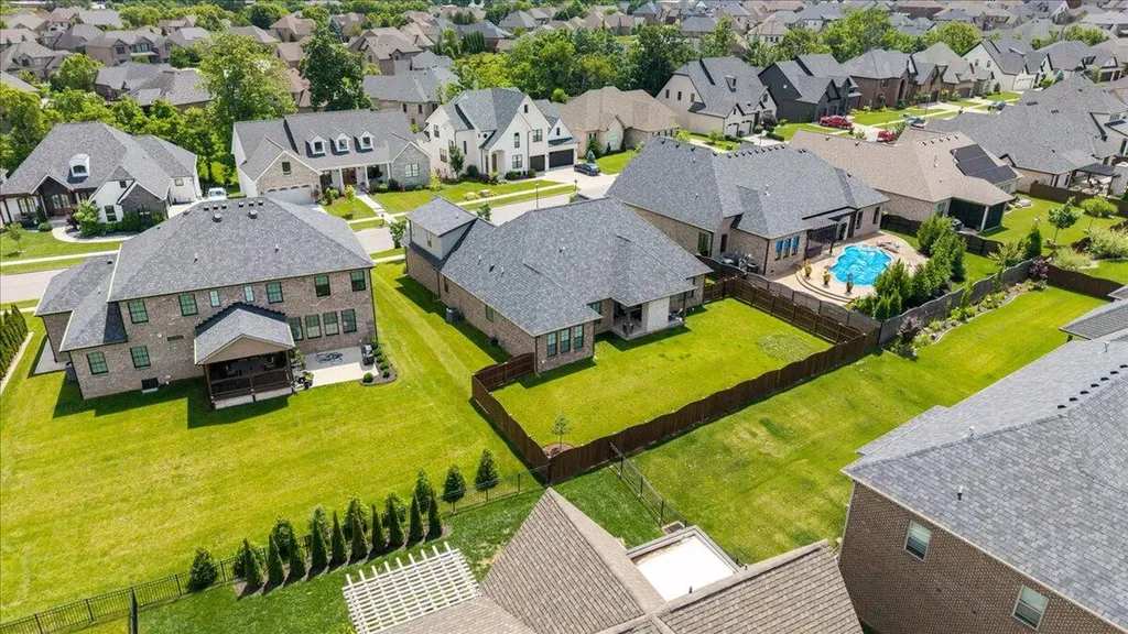 1669 Villa Medici Pass Lexington KY 40509