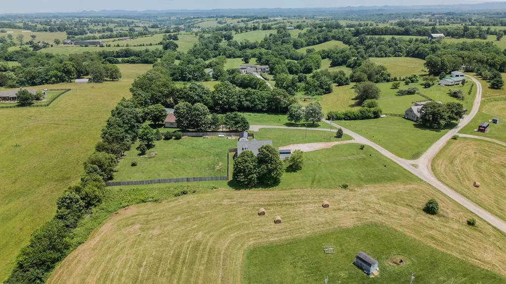 175 Dusty Lane Mt Sterling KY 40353