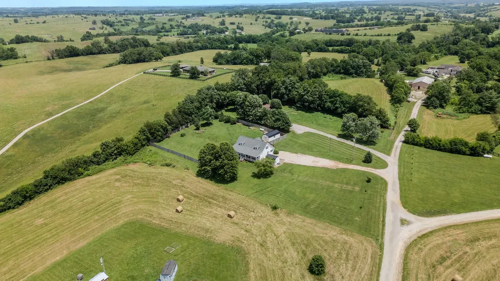 175 Dusty Lane Mt Sterling KY 40353