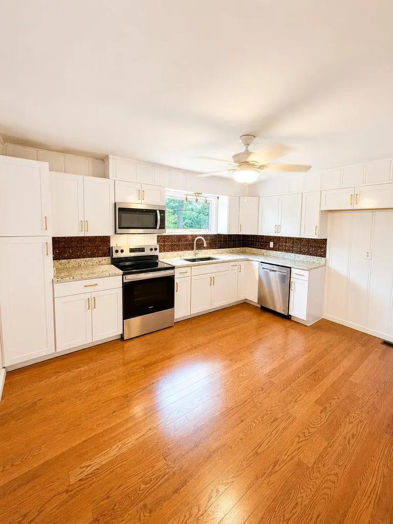 207 Kentucky Avenue Somerset KY 42501
