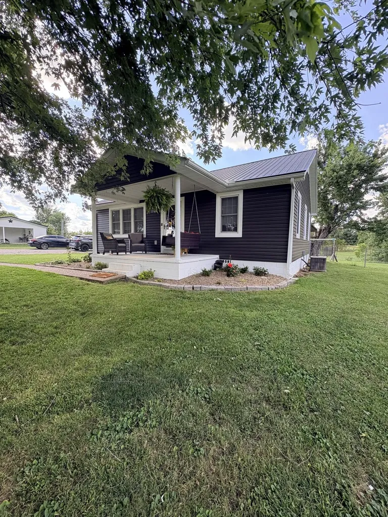 2016 Ky-10 Tollesboro KY 41189