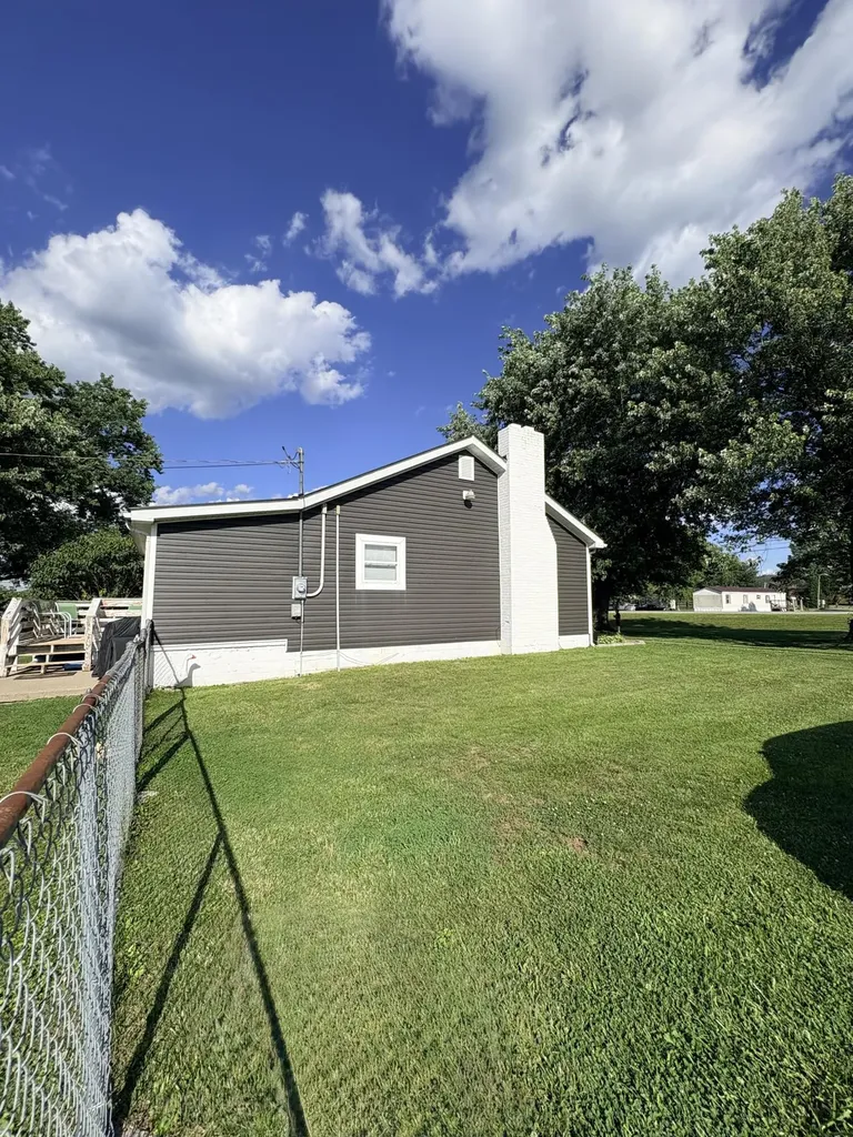 2016 Ky-10 Tollesboro KY 41189