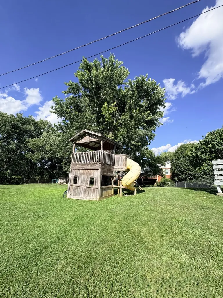 2016 Ky-10 Tollesboro KY 41189